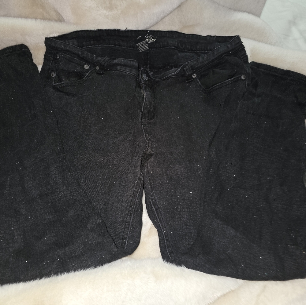 Women's Black Jeans w sparkles